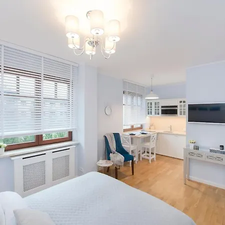 Hamptons - Relaks Blisko Plazy I Molo Appartement *